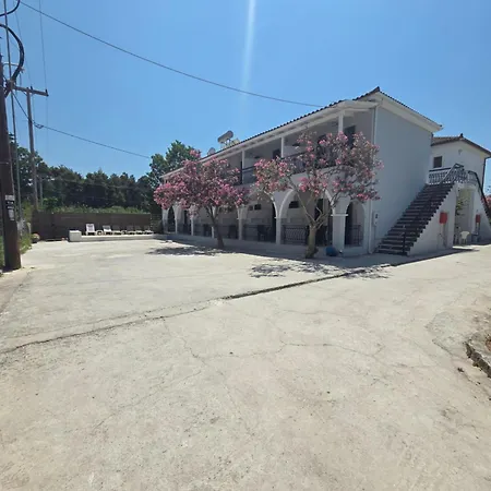 Panos Apartamento Laganas